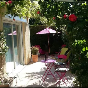  Hébergement de vacances Le Temps Des Cerises.